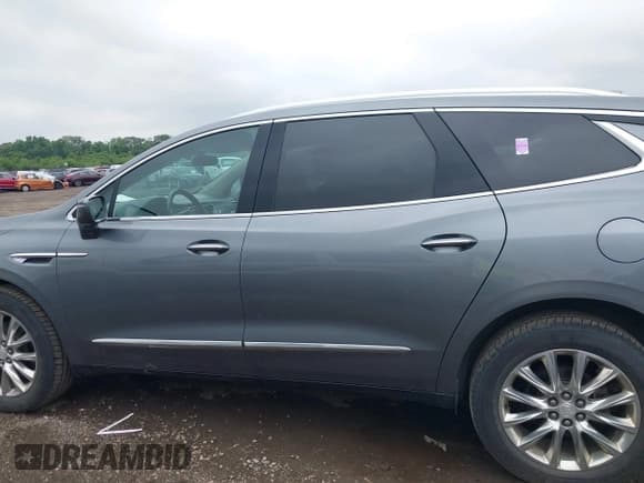 ✅ 2019 Buick Enclave Essence • VIN: 5GAEVAKW3KJ123398 • Лот: 42848253. Опубликован ранее на IAAI с пробегом Не указан. Бесплатный доступ к архиву аукционных продаж из США и подробный отчёт об истории автомобиля на DreamBid. Изображение 14.