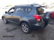 ✅ 2008 Toyota RAV4 Sport • VIN: JTMZK32V786012988 • Lot: 42533058. Listed on IAAI with 207,877 mi. Free auction sales archive from the USA and detailed vehicle history report at DreamBid. Image 3.