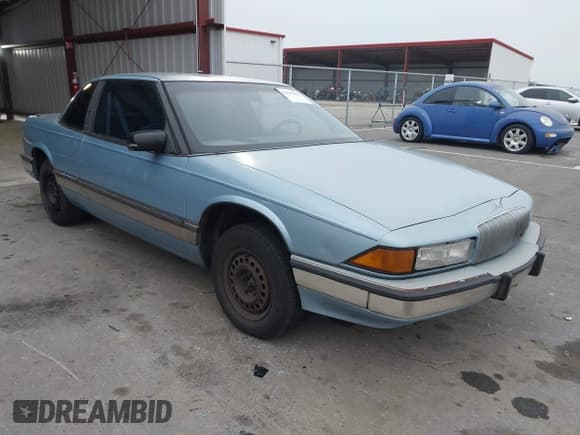 ✅ 1989 Buick Regal • VIN: 2G4WD14W5K1420178 • Lot: 43895869. Listed on IAAI with 148,889 mi. Free auction sales archive from the USA and detailed vehicle history report at DreamBid. Image 1.