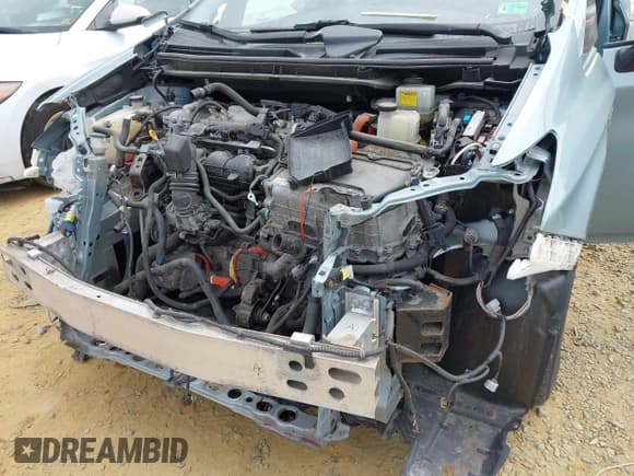 ✅ 2015 Toyota Prius • VIN: JTDKN3DP2F3070853 • Lot: 43313363. Listed on IAAI with 100,936 mi. Free auction sales archive from the USA and detailed vehicle history report at DreamBid. Image 6.