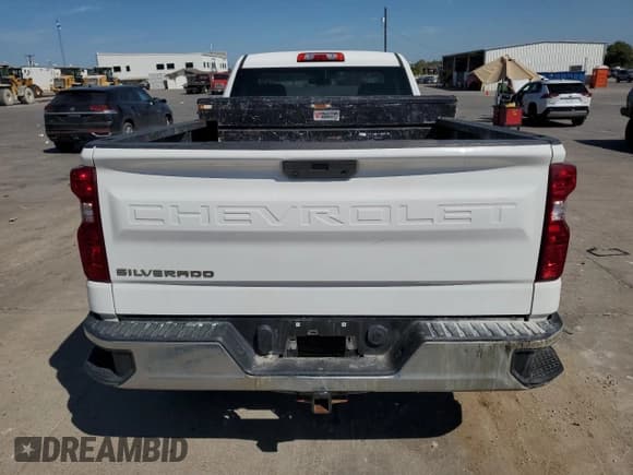 ✅ 2019 Chevrolet Silverado 1500 Work Truck • VIN: 3GCNWAEH9KG235214 • Lot: 72647664. Wystawiony na Copart z przebiegiem 49 096 mil. Bezpłatny archiwum sprzedaży aukcyjnych z USA i szczegółowy raport historii pojazdu na DreamBid. Zdjęcie 6.