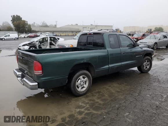 ✅ 2002 Dodge Dakota SLT • VIN: 1B7GL42X52S528521 • Lot: 85598784. Wystawiony na Copart z przebiegiem 168 740 mil. Bezpłatny archiwum sprzedaży aukcyjnych z USA i szczegółowy raport historii pojazdu na DreamBid. Zdjęcie 3.