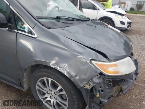 ✅ 2012 Honda Odyssey EX • VIN: 5FNRL5H44CB083649 • Лот: 43535034. Опубликован ранее на IAAI с пробегом 255 996 миль. Бесплатный доступ к архиву аукционных продаж из США и подробный отчёт об истории автомобиля на DreamBid. Изображение 20.