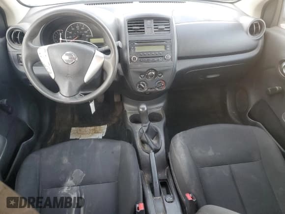 ✅ 2016 Nissan Versa SV • VIN: 3N1CN7AP0GL832988 • Lot: 91273505. Listed on Copart with 185,416 mi. Free auction sales archive from the USA and detailed vehicle history report at DreamBid. Image 8.