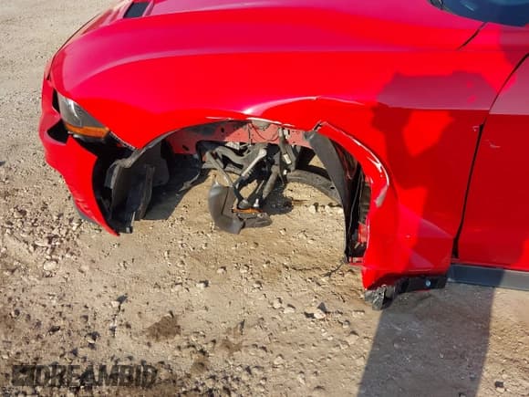 ✅ 2023 Ford Mustang EcoBoost • VIN: 1FA6P8THXP5102706 • Lot: 43188287. Wystawiony na IAAI z przebiegiem 25 141 mil. Bezpłatny archiwum sprzedaży aukcyjnych z USA i szczegółowy raport historii pojazdu na DreamBid. Zdjęcie 6.