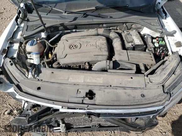 ✅ 2017 Volkswagen Passat SEL Premium • VIN: 1VWCT7A36HC084628 • Lot: 90542645. Listed on Copart with 61,013 mi. Free auction sales archive from the USA and detailed vehicle history report at DreamBid. Image 11.