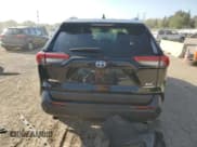 ✅ 2021 Toyota RAV4 Hybrid XLE Premium • VIN: JTMB6RFV3MD033250 • Лот: 83850365. Опубликован ранее на Copart с пробегом 54 653 миль. Бесплатный доступ к архиву аукционных продаж из США и подробный отчёт об истории автомобиля на DreamBid. Изображение 6.