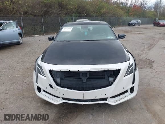 ✅ 2017 Cadillac CT6 AWD • VIN: 1G6KB5RS8HU193588 • Lot: 43731154. Wystawiony na IAAI z przebiegiem Nie podano. Bezpłatny archiwum sprzedaży aukcyjnych z USA i szczegółowy raport historii pojazdu na DreamBid. Zdjęcie 13.