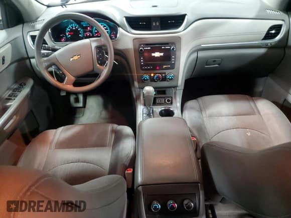 ✅ 2017 Chevrolet Traverse LS • VIN: 1GNKVFKDXHJ203214 • Lot: 87196145. Wystawiony na Copart z przebiegiem 141 399 mil. Bezpłatny archiwum sprzedaży aukcyjnych z USA i szczegółowy raport historii pojazdu na DreamBid. Zdjęcie 8.