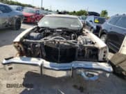 ✅ 1973 Ford Thunderbird • VIN: 3Y87A134470 • Lot: 72064275. Wystawiony na Copart z przebiegiem 23 572 mil. Bezpłatny archiwum sprzedaży aukcyjnych z USA i szczegółowy raport historii pojazdu na DreamBid. Zdjęcie 5.