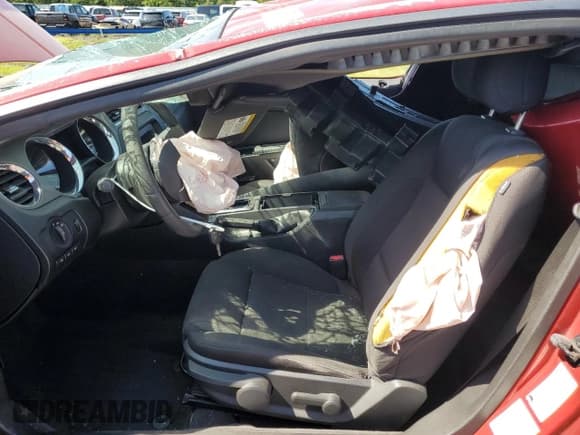 ✅ 2012 Ford Mustang Premium • VIN: 1ZVBP8AM6C5271248 • Lot: 67828355. Listed on Copart with Not provided. Free auction sales archive from the USA and detailed vehicle history report at DreamBid. Image 7.