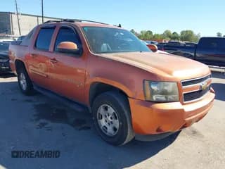 ✅ 2007 Chevrolet Avalanche 1LT • VIN: 3GNFK12377G202767 • Lot: 43661125. Listed on IAAI with 197,609 mi. Free auction sales archive from the USA and detailed vehicle history report at DreamBid. Image 1.