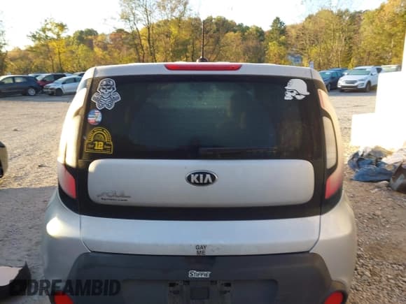 ✅ 2015 Kia Soul • VIN: KNDJN2A27F7806970 • Lot: 43477659. Listed on IAAI with 125,421 mi. Free auction sales archive from the USA and detailed vehicle history report at DreamBid. Image 16.