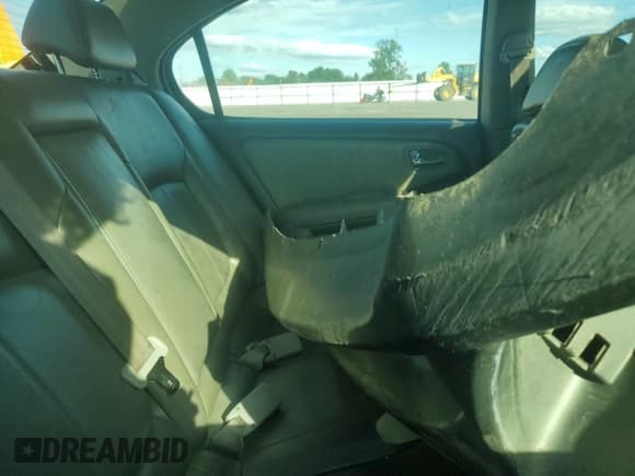 ✅ 2001 Infiniti I30 Luxury • VIN: JNKCA31A01T026423 • Lot: 71204245. Wystawiony na Copart z przebiegiem 219 355 mil. Bezpłatny archiwum sprzedaży aukcyjnych z USA i szczegółowy raport historii pojazdu na DreamBid. Zdjęcie 10.