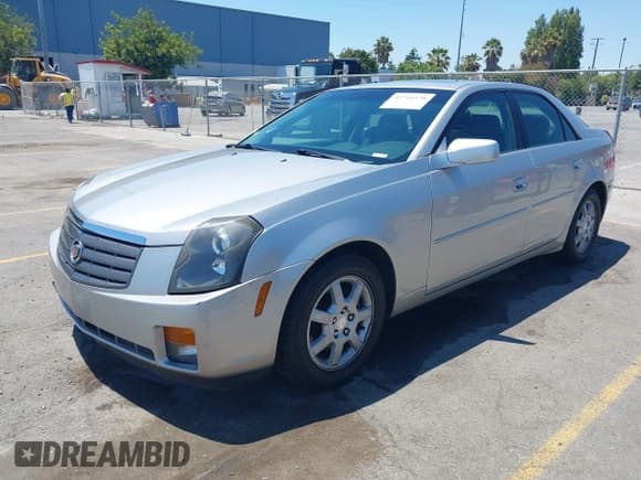 ✅ 2005 Cadillac CTS • VIN: 1G6DP567350174976 • Lot: 42744528. Wystawiony na IAAI z przebiegiem 71 324 mil. Bezpłatny archiwum sprzedaży aukcyjnych z USA i szczegółowy raport historii pojazdu na DreamBid. Zdjęcie 2.