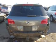 ✅ 2014 Volkswagen Touareg Sport • VIN: WVGEF9BPXED000845 • Lot: 43655040. Listed on IAAI with 107,278 mi. Free auction sales archive from the USA and detailed vehicle history report at DreamBid. Image 17.