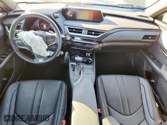 ✅ 2019 Lexus UX 200 F Sport • VIN: JTHY3JBH5K2007924 • Lot: 90074935. Listed on Copart with 81,827 mi. Free auction sales archive from the USA and detailed vehicle history report at DreamBid. Image 8.