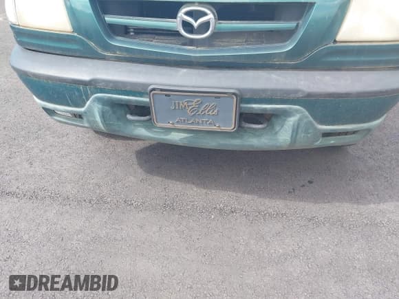 ✅ 2001 Mazda B-Series DS • VIN: 4F4YR16U51TM20742 • Lot: 42168749. Listed on IAAI with 226,272 mi. Free auction sales archive from the USA and detailed vehicle history report at DreamBid. Image 6.