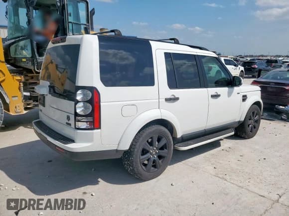 ✅ 2015 Land Rover LR4 HSE • VIN: SALAG2V61FA774262 • Lot: 51771625. Listed on Copart with 112,796 mi. Free auction sales archive from the USA and detailed vehicle history report at DreamBid. Image 3.