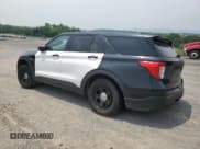 ✅ 2022 Ford Police Interceptor Utility • VIN: 1FM5K8AB8NGB75976 • Lot: 59348535. Wystawiony na Copart z przebiegiem 61 150 mil. Bezpłatny archiwum sprzedaży aukcyjnych z USA i szczegółowy raport historii pojazdu na DreamBid. Zdjęcie 2.