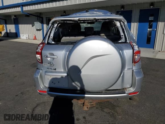 ✅ 2012 Toyota RAV4 Limited • VIN: 2T3DK4DVXCW065754 • Lot: 87243235. Listed on Copart with 230,792 mi. Free auction sales archive from the USA and detailed vehicle history report at DreamBid. Image 6.