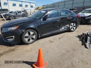 ✅ 2013 Kia Optima EX • VIN: KNAGM4AD9D5053815 • Лот: 85191875. Опубликован ранее на Copart с пробегом 104 755 миль. Бесплатный доступ к архиву аукционных продаж из США и подробный отчёт об истории автомобиля на DreamBid. Изображение 1.