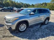 ✅ 2015 Toyota Highlander LE • VIN: 5TDZARFH9FS014040 • Lot: 90618885. Listed on Copart with 92,240 mi. Free auction sales archive from the USA and detailed vehicle history report at DreamBid. Image 1.