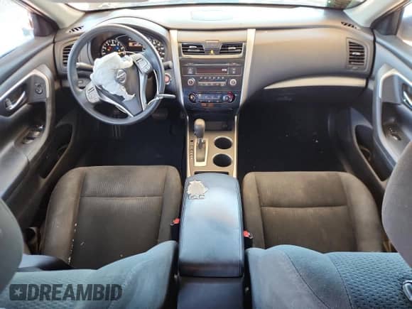 2015 Nissan Altima S с VIN 1N4AL3AP3FC295519, выставлен на аукционе Copart как лот 86549635 с пробегом 170 282 миль миль и Списание • Salvage title. История ставок и продаж доступна на DreamBid. Изображение 8.