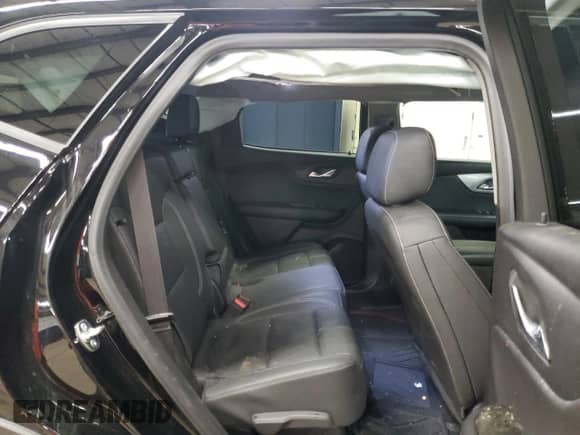 2024 Chevrolet Blazer LT z VIN 3GNKBJR49RS217400, wystawiony jako Copart lot #42521405 z przebiegiem 10 380 mil mil oraz Szkoda całkowita • Salvage title. Historia ofert i sprzedaży dostępna na DreamBid. Obrazek 11.