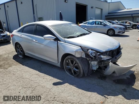✅ 2011 Hyundai Sonata GLS • VIN: 5NPEB4ACXBH208070 • Lot: 71791774. Listed on Copart with 165,818 mi. Free auction sales archive from the USA and detailed vehicle history report at DreamBid. Image 4.