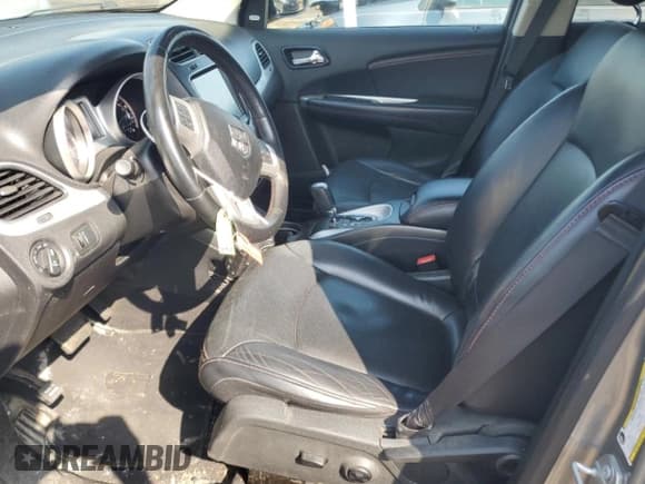 ✅ 2017 Dodge Journey GT • VIN: 3C4PDCEG1HT560540 • Lot: 84859355. Wystawiony na Copart z przebiegiem 142 024 mil. Bezpłatny archiwum sprzedaży aukcyjnych z USA i szczegółowy raport historii pojazdu na DreamBid. Zdjęcie 7.