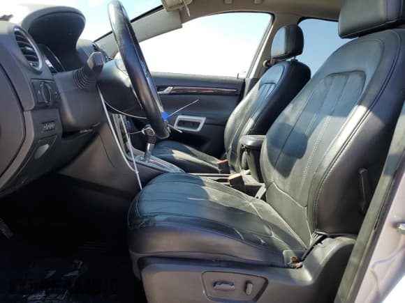 ✅ 2014 Chevrolet Captiva Sport LTZ • VIN: 3GNAL4EKXES633982 • Lot: 76408124. Wystawiony na Copart z przebiegiem 128 342 mil. Bezpłatny archiwum sprzedaży aukcyjnych z USA i szczegółowy raport historii pojazdu na DreamBid. Zdjęcie 7.