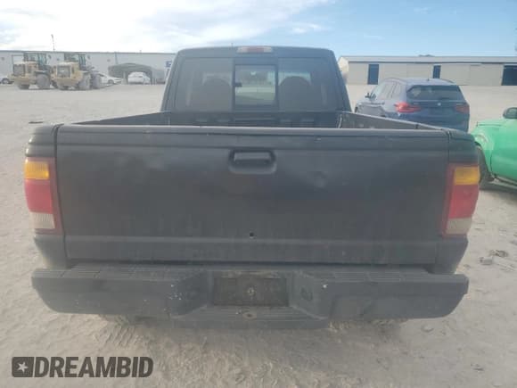 ✅ 2000 Ford Ranger XL • VIN: 1FTZR15V4YTA97477 • Lot: 92511275. Wystawiony na Copart z przebiegiem 239 255 mil. Bezpłatny archiwum sprzedaży aukcyjnych z USA i szczegółowy raport historii pojazdu na DreamBid. Zdjęcie 6.