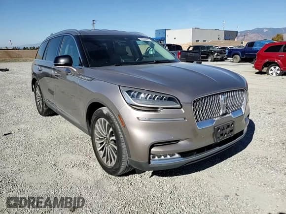 ✅ 2020 Lincoln Aviator Reserve • VIN: 5LM5J7WC0LGL17150 • Lot: 92038995. Listed on Copart with 56,643 mi. Free auction sales archive from the USA and detailed vehicle history report at DreamBid. Image 15.