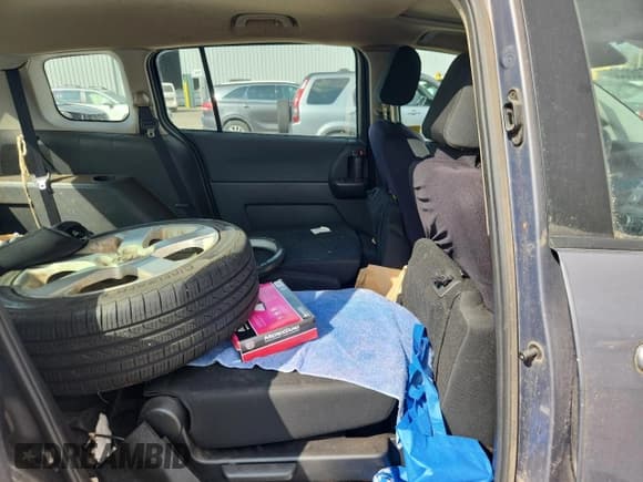 ✅ 2007 Mazda 5 Touring • VIN: JM1CR29L370142543 • Lot: 80328055. Wystawiony na Copart z przebiegiem Nie podano. Bezpłatny archiwum sprzedaży aukcyjnych z USA i szczegółowy raport historii pojazdu na DreamBid. Zdjęcie 10.