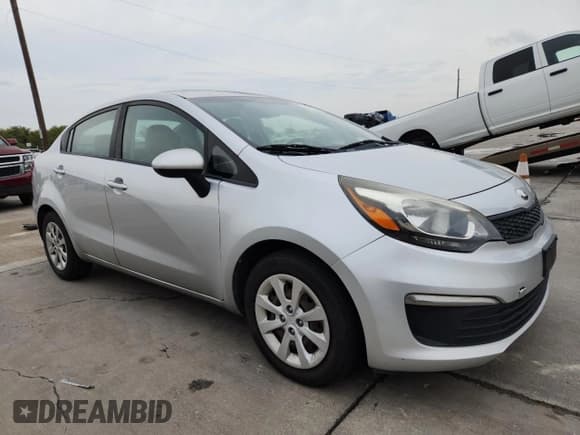 ✅ 2017 Kia Rio LX • VIN: KNADM4A31H6005283 • Lot: 82737645. Listed on Copart with 132,465 mi. Free auction sales archive from the USA and detailed vehicle history report at DreamBid. Image 4.