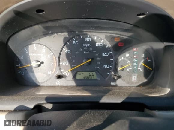 ✅ 1999 Honda Accord EX • VIN: 1HGCG2258XA021018 • Лот: 89898435. Опубликован ранее на Copart с пробегом 189 251 миль. Бесплатный доступ к архиву аукционных продаж из США и подробный отчёт об истории автомобиля на DreamBid. Изображение 9.