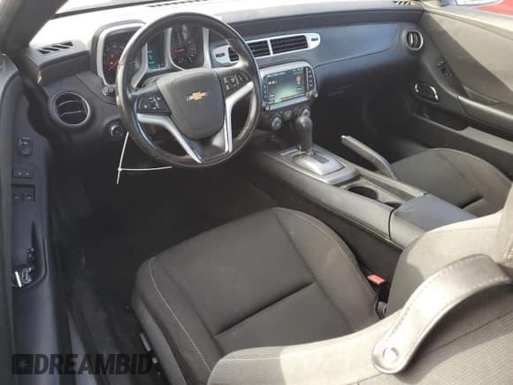 ✅ 2015 Chevrolet Camaro LT • VIN: 2G1FD1E3XF9230272 • Lot: 92452045. Wystawiony na Copart z przebiegiem 72 256 mil. Bezpłatny archiwum sprzedaży aukcyjnych z USA i szczegółowy raport historii pojazdu na DreamBid. Zdjęcie 8.