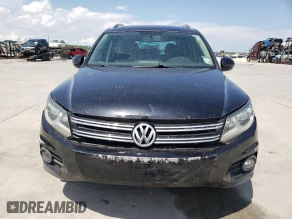 ✅ 2012 Volkswagen Tiguan LE • VIN: WVGAV7AX1CW529240 • Лот: 58011505. Опубликован ранее на Copart с пробегом 218 479 миль. Бесплатный доступ к архиву аукционных продаж из США и подробный отчёт об истории автомобиля на DreamBid. Изображение 5.