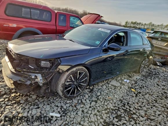 ✅ 2024 Honda Accord Touring • VIN: 1HGCY2F88RA054007 • Lot: 94795395. Listed on Copart with 6,653 mi. Free auction sales archive from the USA and detailed vehicle history report at DreamBid. Image 1.