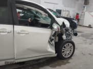 ✅ 2017 Toyota Sienna XLE Auto Access Seat • VIN: 5TDYZ3DC2HS880075 • Lot: 42862717. Listed on IAAI with 130,492 mi. Free auction sales archive from the USA and detailed vehicle history report at DreamBid. Image 6.