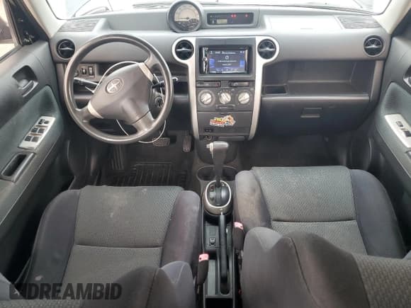 ✅ 2004 Scion xB • VIN: JTLKT324240164202 • Лот: 81332135. Опубликован ранее на Copart с пробегом 161 068 миль. Бесплатный доступ к архиву аукционных продаж из США и подробный отчёт об истории автомобиля на DreamBid. Изображение 8.