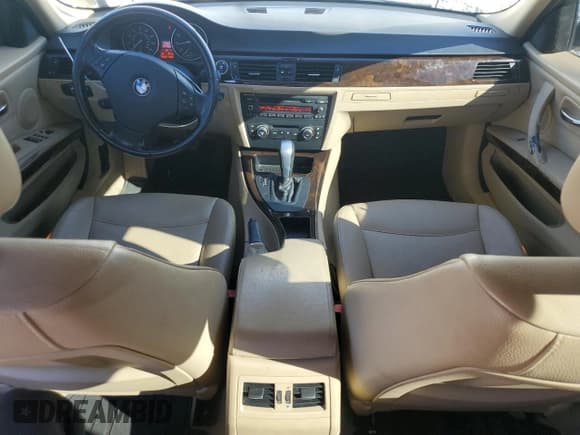 ✅ 2011 BMW 3 Series 328i • VIN: WBAPH7C53BE679658 • Лот: 90756665. Опубликован ранее на Copart с пробегом 157 187 миль. Бесплатный доступ к архиву аукционных продаж из США и подробный отчёт об истории автомобиля на DreamBid. Изображение 8.