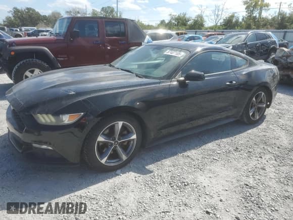 ✅ 2015 Ford Mustang V6 • VIN: 1FA6P8AM8F5306712 • Lot: 87407105. Listed on Copart with 133,366 mi. Free auction sales archive from the USA and detailed vehicle history report at DreamBid. Image 1.