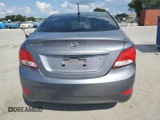 ✅ 2017 Hyundai Accent SE • VIN: KMHCT4AE4HU176202 • Лот: 70848154. Опубликован ранее на Copart с пробегом 180 891 миль. Бесплатный доступ к архиву аукционных продаж из США и подробный отчёт об истории автомобиля на DreamBid. Изображение 6.