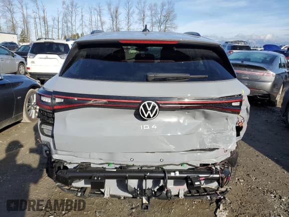 ✅ 2022 Volkswagen ID.4 Pro S • VIN: WVGGNPE28NP052442 • Лот: 40751843. Опубликован ранее на Copart с пробегом 4 898 миль. Бесплатный доступ к архиву аукционных продаж из США и подробный отчёт об истории автомобиля на DreamBid. Изображение 6.