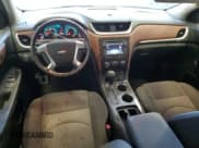 ✅ 2017 Chevrolet Traverse LT • VIN: 1GNKRGKD7HJ151356 • Lot: 71622464. Wystawiony na Copart z przebiegiem 103 073 mil. Bezpłatny archiwum sprzedaży aukcyjnych z USA i szczegółowy raport historii pojazdu na DreamBid. Zdjęcie 8.