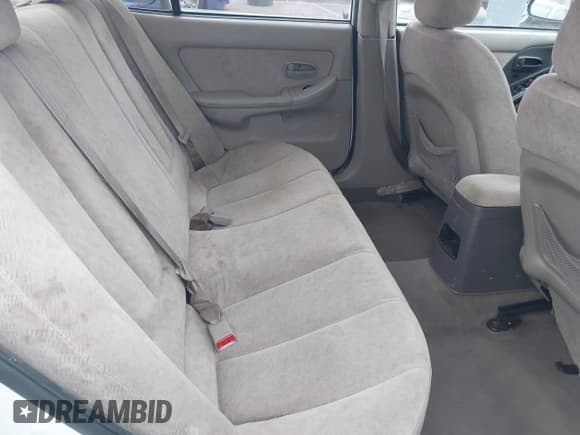 ✅ 2004 Hyundai Elantra GLS • VIN: KMHDN46D64U709062 • Lot: 42020336. Wystawiony na IAAI z przebiegiem 211 215 mil. Bezpłatny archiwum sprzedaży aukcyjnych z USA i szczegółowy raport historii pojazdu na DreamBid. Zdjęcie 8.