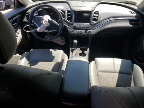 ✅ 2014 Chevrolet Impala LT • VIN: 2G1115SL8E9249934 • Лот: 65255094. Опубликован ранее на Copart с пробегом Не указан. Бесплатный доступ к архиву аукционных продаж из США и подробный отчёт об истории автомобиля на DreamBid. Изображение 8.