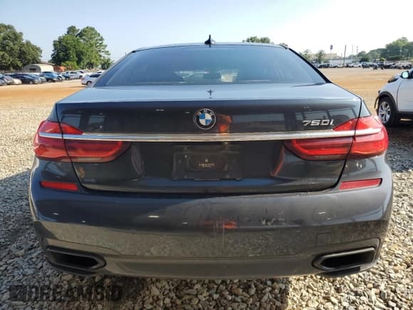✅ 2016 BMW 7 Series 750i • VIN: WBA7F0C57GGM20857 • Lot: 61143845. Listed on Copart with 141,313 mi. Free auction sales archive from the USA and detailed vehicle history report at DreamBid. Image 6.